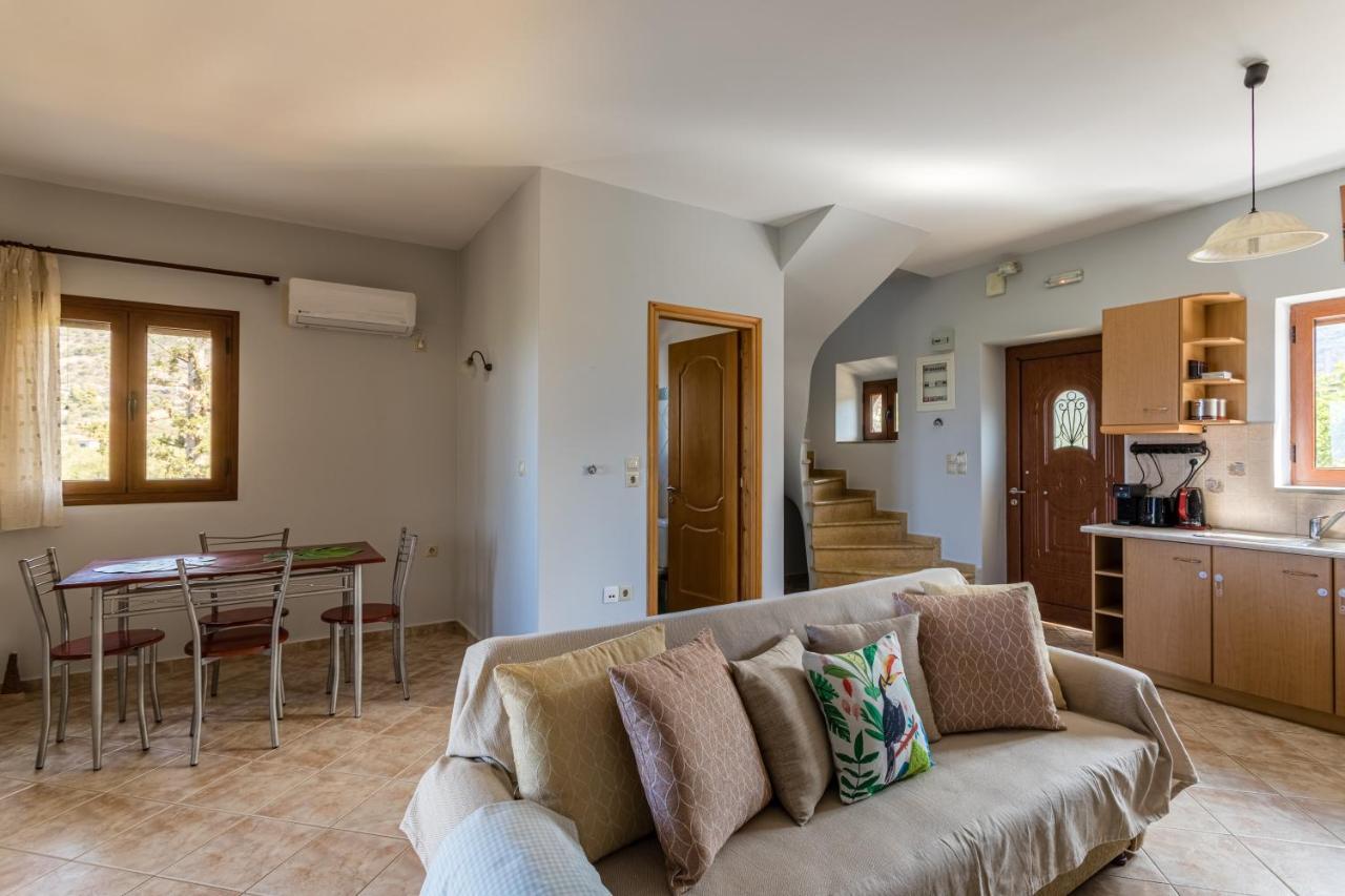Chioureas Apartments Lévktron Dış mekan fotoğraf