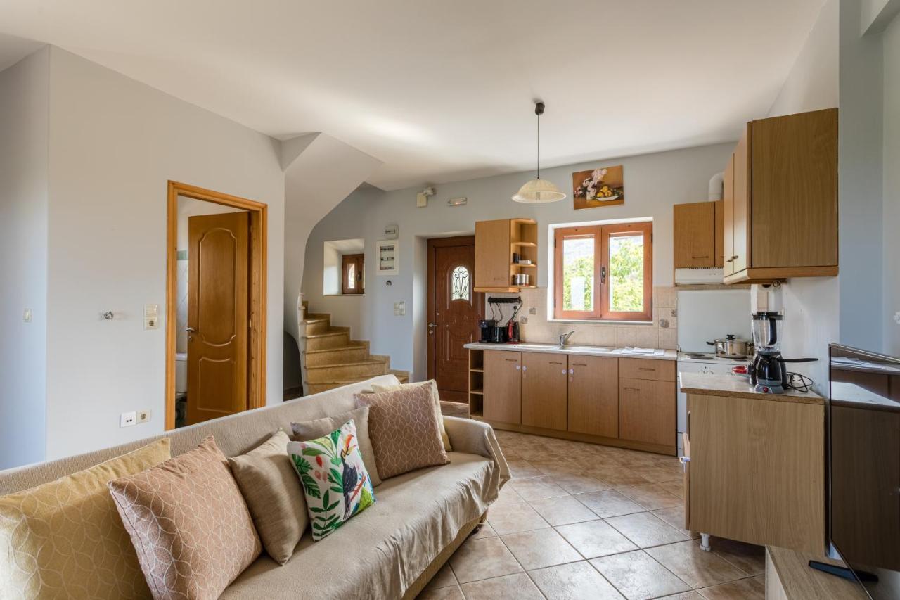 Chioureas Apartments Lévktron Dış mekan fotoğraf