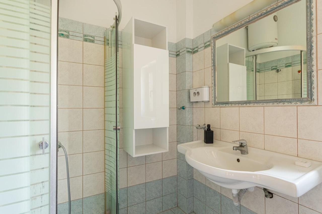 Chioureas Apartments Lévktron Dış mekan fotoğraf