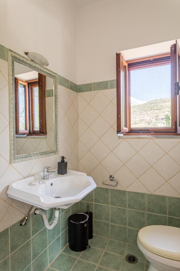 Chioureas Apartments Lévktron Dış mekan fotoğraf