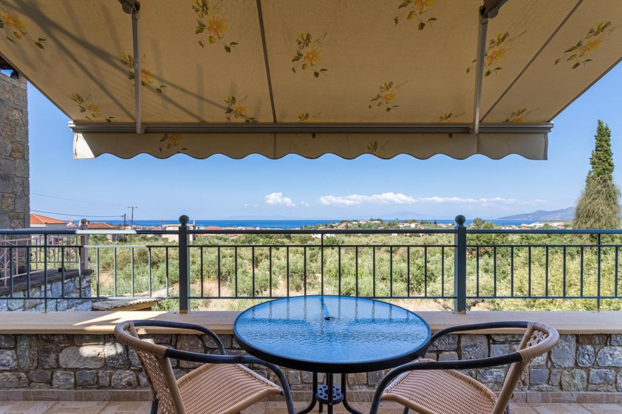 Chioureas Apartments Lévktron Dış mekan fotoğraf
